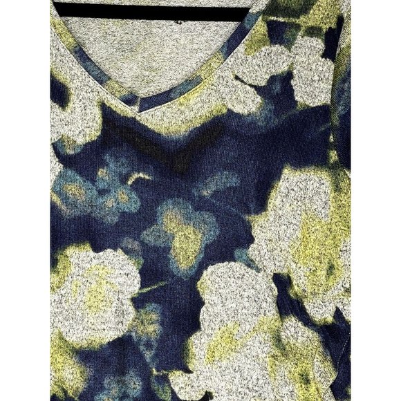 Simply Vera Sz M Gray Chartreuse Blue Floral Ruched V Neck Lightweight Sweater - Picture 4 of 10